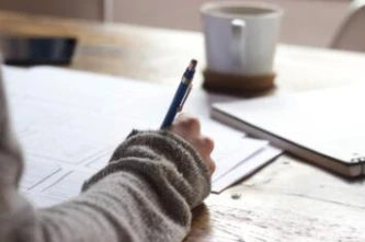 孩子上学社保交几项合适？